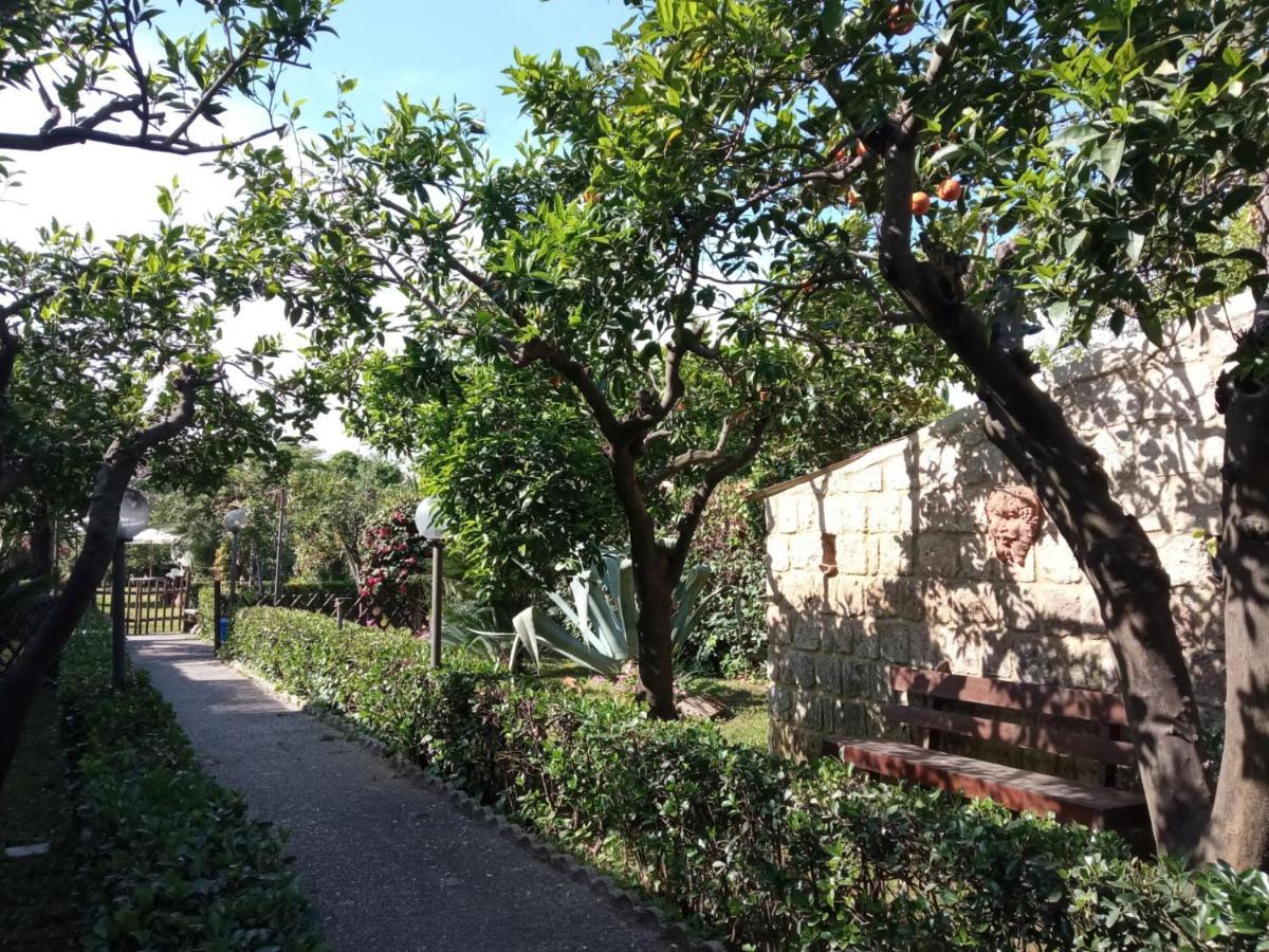 Residenza Caserta Sud - Appartamento Con Giardino 外观 照片