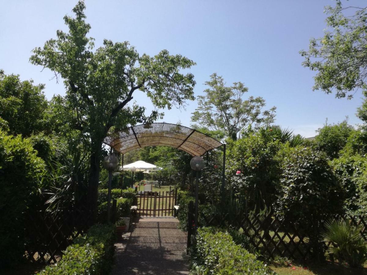 Residenza Caserta Sud - Appartamento Con Giardino 外观 照片